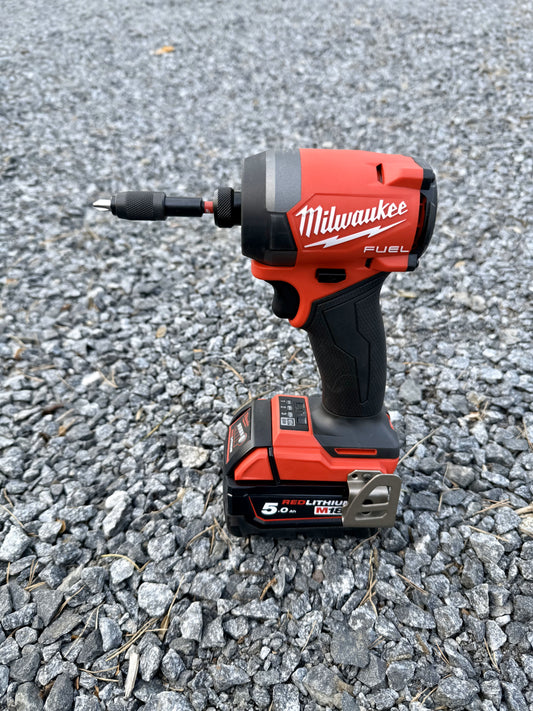 Vuokraa Milwaukee Iskevä ruuvinväännin helposti itsepalveluvuokraamosta Sastamalasta