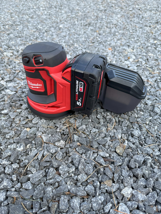 Vuokraa Milwaukee epäkeskohiomakone Sastamala